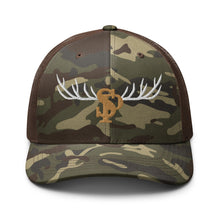 Load image into Gallery viewer, Camouflage Trucker Hat